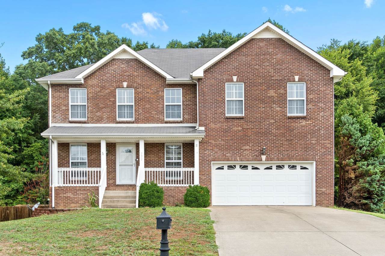 732 Forrest Cove Ct - Photo 1