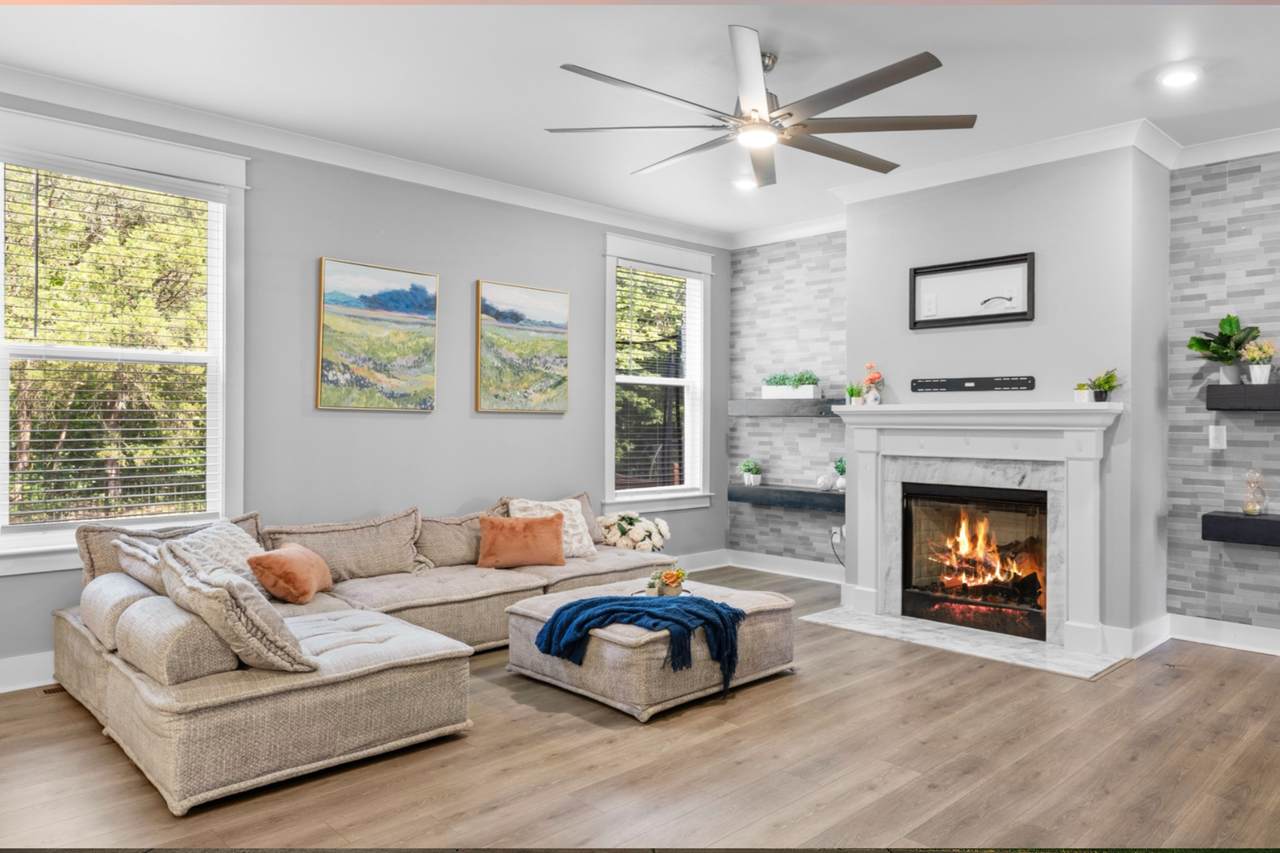 9015 Grayson Cir - Photo 1