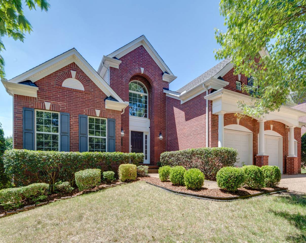 1411 Leeds Dr - Photo 1