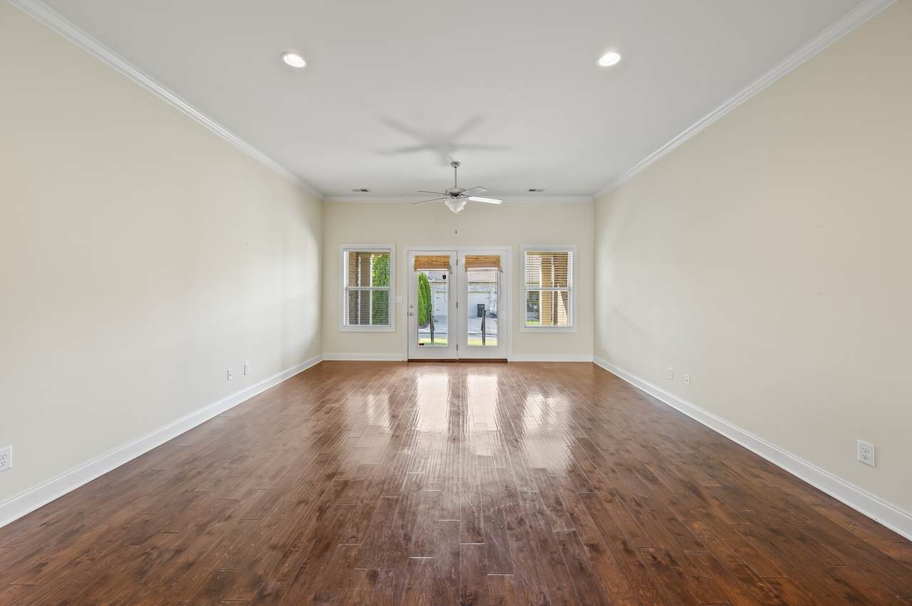 https://bt-photos.global.ssl.fastly.net/nashville/1280_boomver_6_RTC2704261-1.jpg