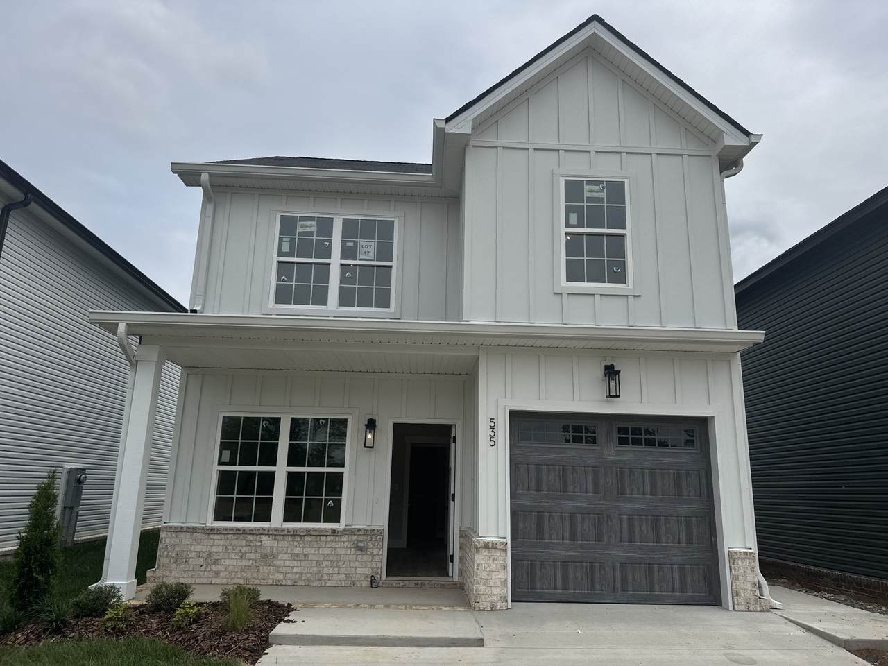 535 Charleston Cove Way - Photo 1