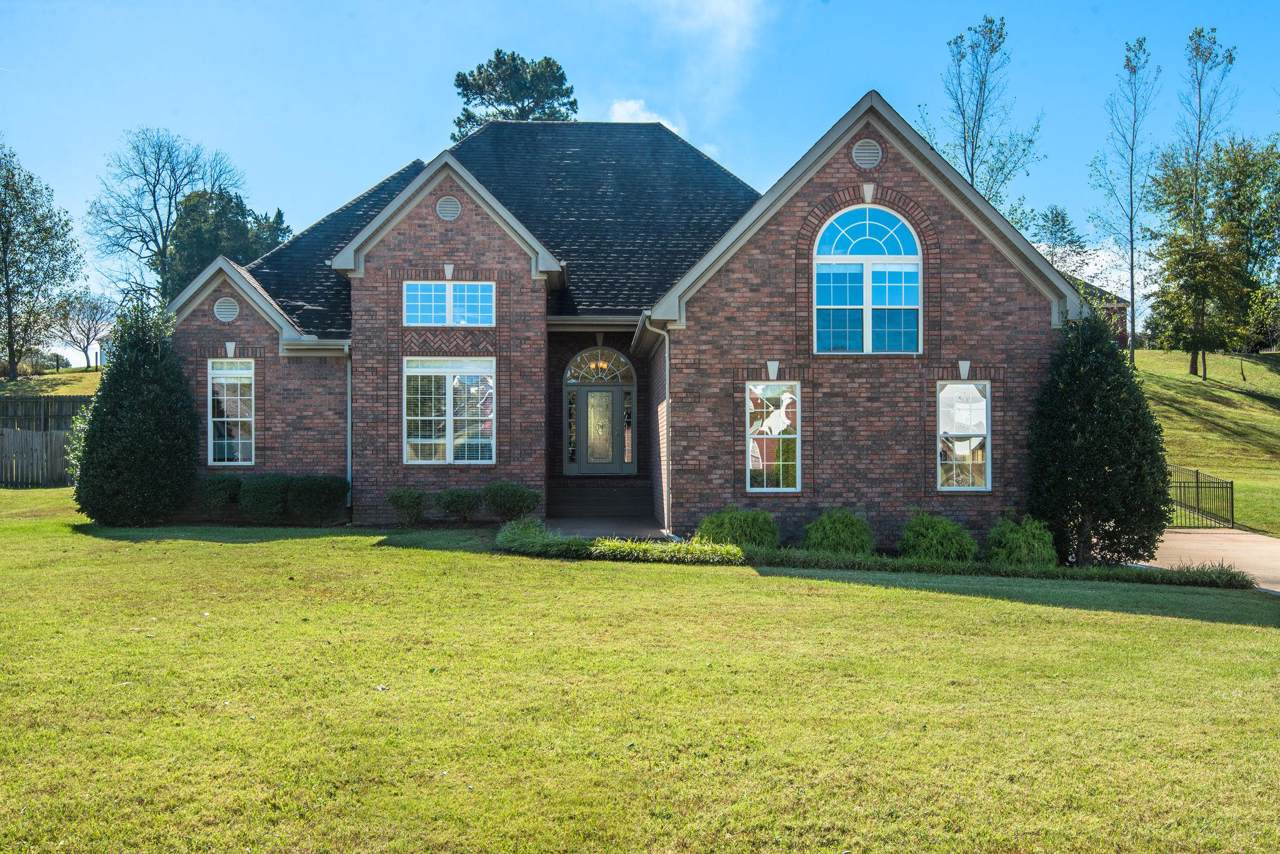 4046 Oak Pointe Dr - Photo 1