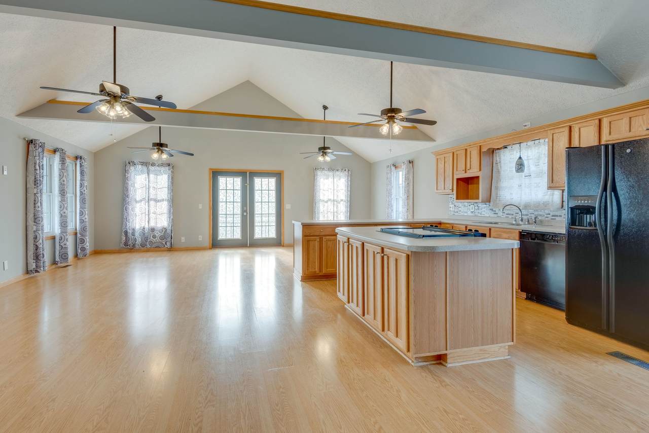 6291 Hassell Creek Rd - Photo 1