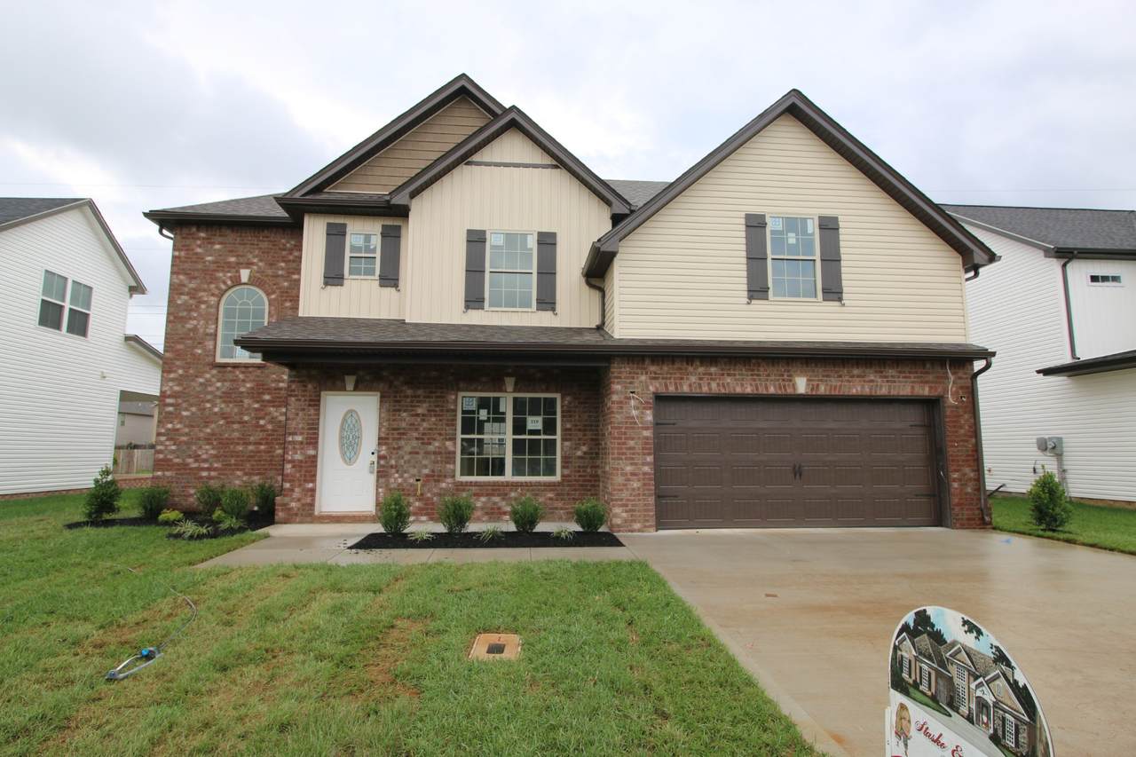 319 Summerfield - Photo 1
