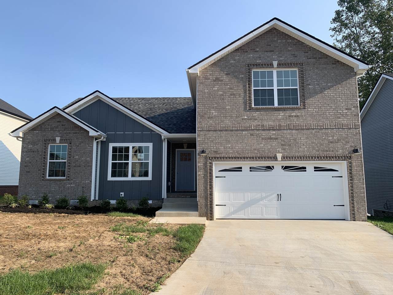 255 Charleston Oaks - Photo 1