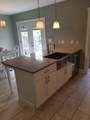 1110 Stratford Ave - Photo 3