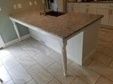1110 Stratford Ave - Photo 4