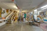 201 E 9th St - Photo 12