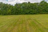 1033 Veterans Dr - Photo 8
