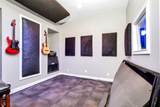 526 E Iris Dr - Photo 25