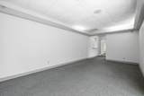 311 W 9th St - Photo 15