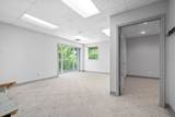 311 W 9th St - Photo 27