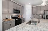 523 Medwyk Dr - Photo 4