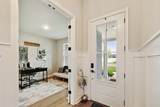 1103 Vicar Ln - Photo 2
