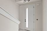 239 Lucy Ln - Photo 3