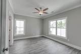 1913 Windhelm Dr - Photo 17