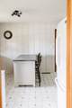 110 Carr St - Photo 17