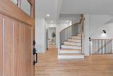 524 Skyview Dr - Photo 3