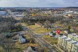 1025 E Trinity Ln - Photo 18