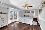 300 Scenic Dr - Photo 15
