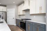 428 E Trinity Ln - Photo 15