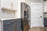 428 E Trinity Ln - Photo 17