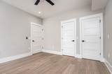 428 E Trinity Ln - Photo 34