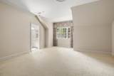 135 Brighton Close - Photo 15