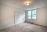 908 Gilmore Ave - Photo 15