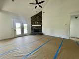 2100 Pattons Retreat Drive - Photo 5