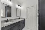1009 W Main St - Photo 20