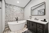 1657 Boswell Rd - Photo 32