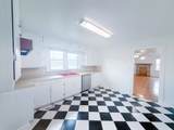 1021 Mill St - Photo 16