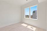 1016 W Trinity Ln - Photo 32