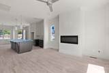 1016 W Trinity Ln - Photo 6