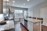 1106 Stratford Ave - Photo 8