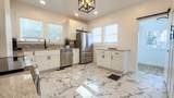 954 Mansfield Ave - Photo 11