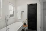 1109 W Grove Ave - Photo 17