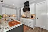 115 Lombard St - Photo 15