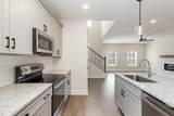 323 Jasmine Park - Photo 8
