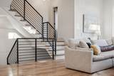 913 W Trinity Ln - Photo 13