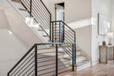 913 W Trinity Ln - Photo 18