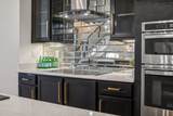 913 W Trinity Ln - Photo 21