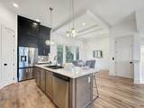 913 W Trinity Ln - Photo 24