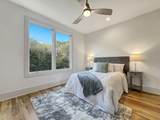 913 W Trinity Ln - Photo 47