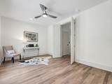 913 W Trinity Ln - Photo 50