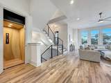 913 W Trinity Ln - Photo 8