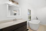 2119 Fox Hill Dr - Photo 24
