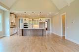 924 Empire Blvd - Photo 3