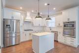 3228 Vinemont Dr - Photo 18